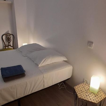 B&B Chez Odile Mirabel  ภายนอก รูปภาพ