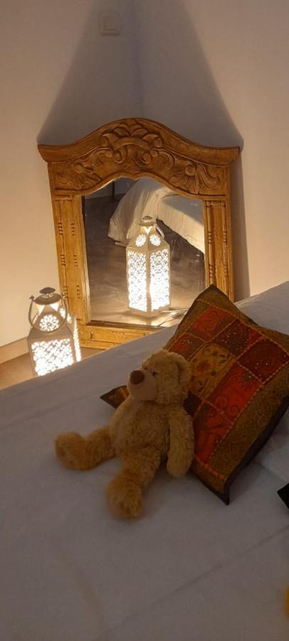 B&B Chez Odile Mirabel  ภายนอก รูปภาพ